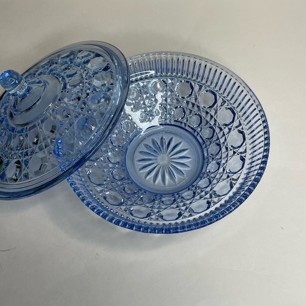 Vintage Indiana Blue Carnival Glass Iridescent Windsor Pattern Candy Dish W/Lid - Picture 3 of 6